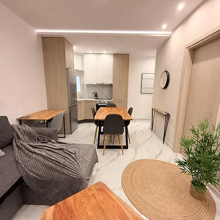 Nest By Infox Private Parking *