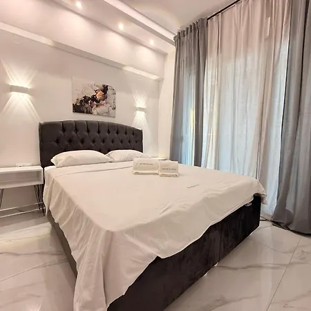 Nest By Infox شقة سالونيك